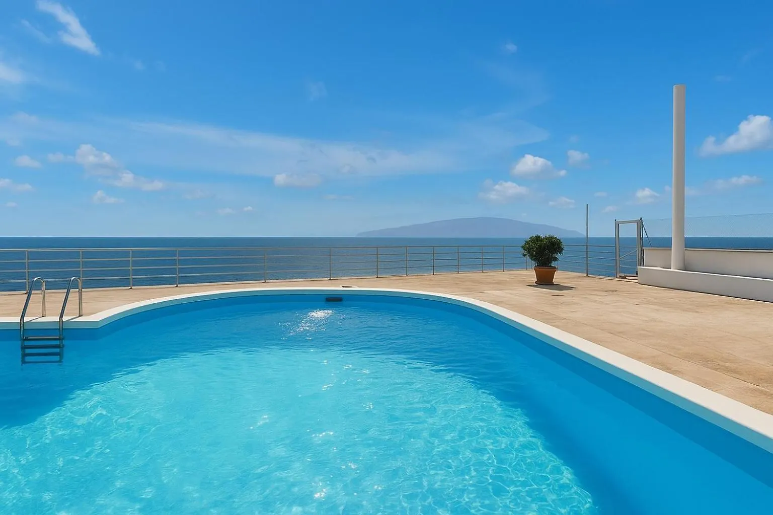 Costa Isora 1 Frontline By Paramount Holidays Puerto de Santiago  Puerto de Santiago (Tenerife)